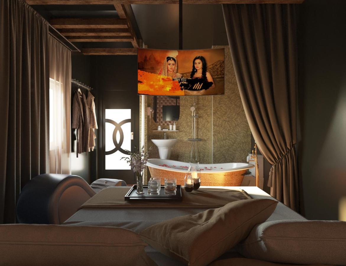 Khách sạn Me Gustas - Khách Sạn Tình Yêu 3*