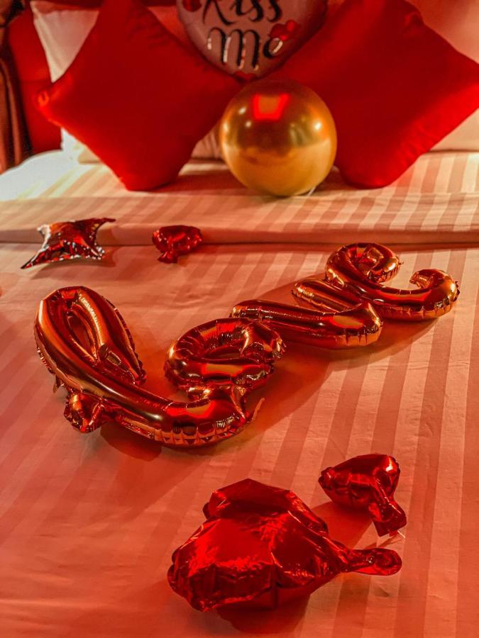 Khách sạn Me Gustas - Khách Sạn Tình Yêu